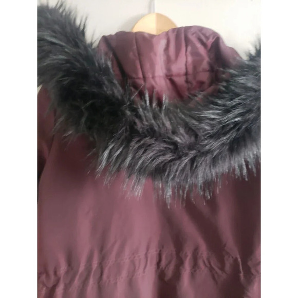 Express Jacket Women's Small Wine Faux Fur Hood Removable Zebra Liner N… - Picture 9 of 10